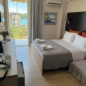 Hotel George Rooms&suites, Himarë